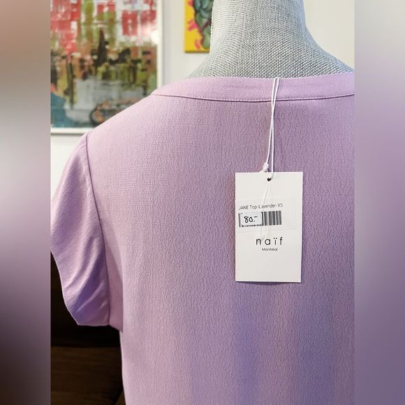 🇨🇦 Naïf 🇨🇦 Lilac Vneck Blouse / Size XS - Picture 5 of 5